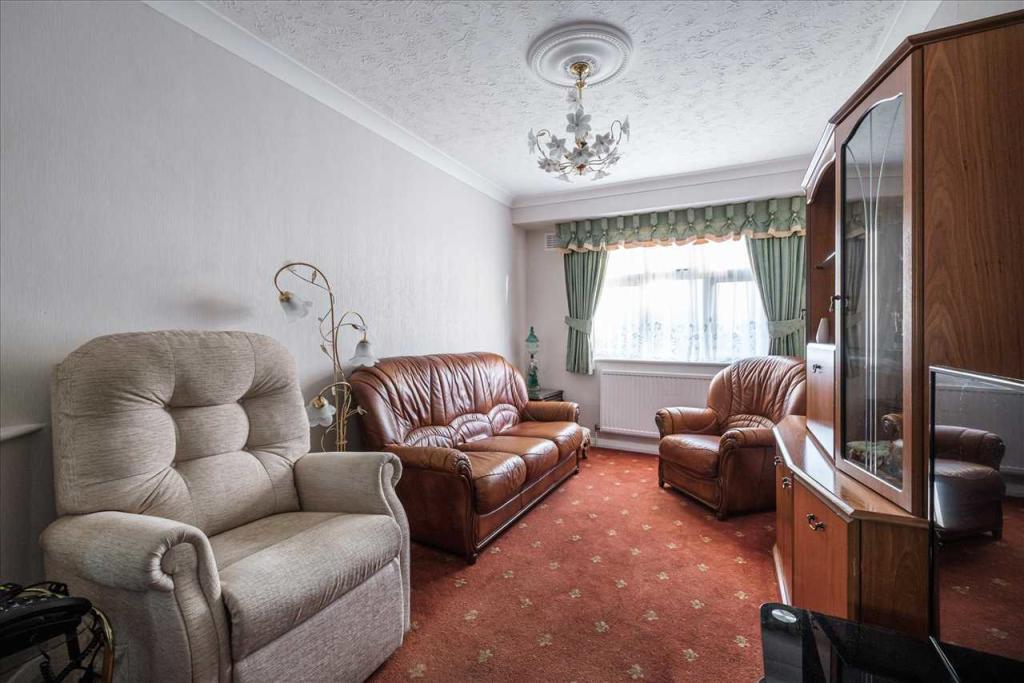 Eastern Avenue, Ilford
